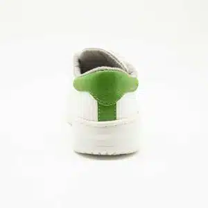 Basket en cuir véritable blanc et vert. Modèle Step. Vue de derrière