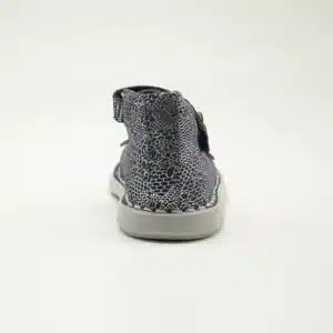 Chaussure en cuir véritable bleu argent. Modèle Lara. Vue de derrière