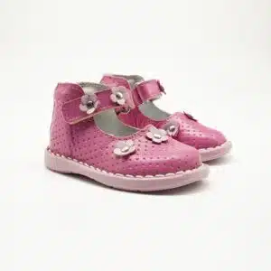 Chaussure en cuir véritable rose fuchsia. Modèle Lara. Paire