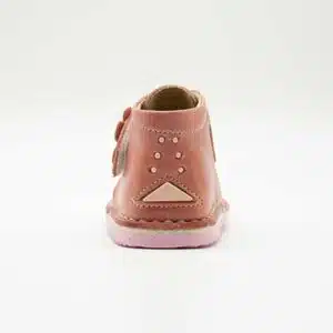 Chaussures en cuir véritable abricot. Modèle Latino. Vue de derrière