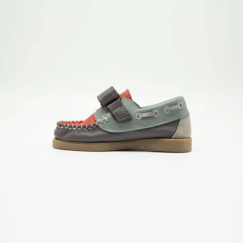 Chaussures en cuir véritable gris et vert. Modèle Enzo_V2. Vue de côté 2