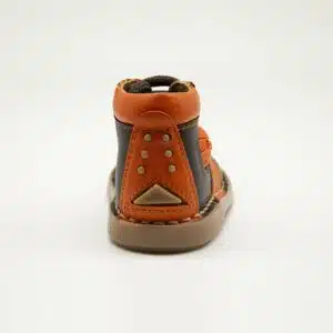 Chaussures en cuir véritable marron et orange. Modèle Sphère. Vue de derrière