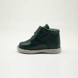 Chaussures en cuir véritable vert. Modèle Marins. Vue latérale 2