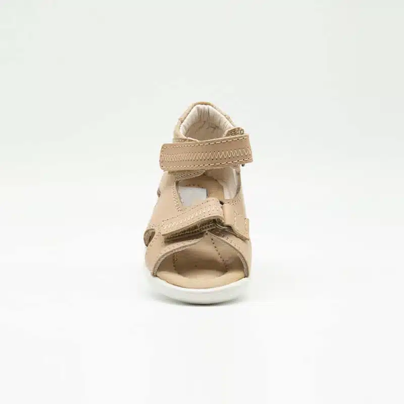 Sandale en cuir véritable beige. Modèle Tender. Vue de face