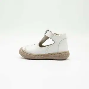 Sandale en cuir véritable blanc. Modèle Dora. Vue de côté 2