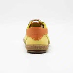 Chaussures en cuir véritable jaune. Modèle Pedro. Vue de derrière